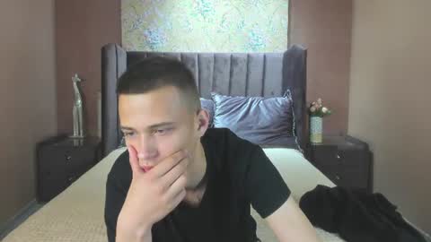 lucaskaur online show from 07-12-26, 12:51