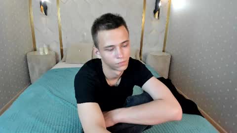 lucaskaur online show from 07-28-26, 04:39
