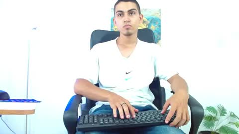 Lucas online show from 04-20-26, 08:10