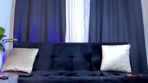 Lucca Desire online show from 10-17-25, 12:58