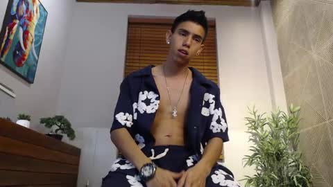 Lucca Moreti online show from 05-12-26, 03:36