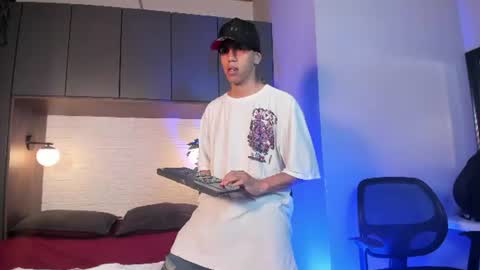 Lucca Moreti online show from 07-13-26, 03:53