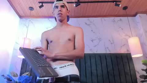 Lucca Moreti online show from 07-20-26, 10:39