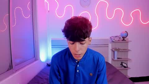 Luccas Ferreira online show from 11-19-25, 06:52