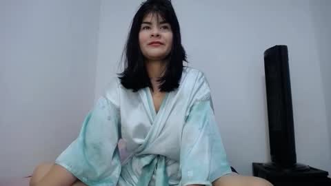 Snapshot of luccy21_ chatting on 12-03-25, 01:42 lucy online show from 12-03-25, 01:42