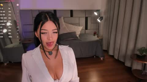 Snapshot of luci_naughty_ chatting on 06-01-26, 02:24 Luciana Rest time I will return on December 2. online show from 06-01-26, 02:24