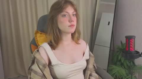 Lucy online show from 06-27-26, 12:10