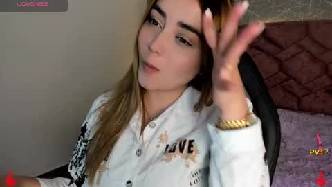 Snapshot of lucia_star_ chatting on 12-05-24, 07:17 lucia star online show from 12-05-24, 07:17