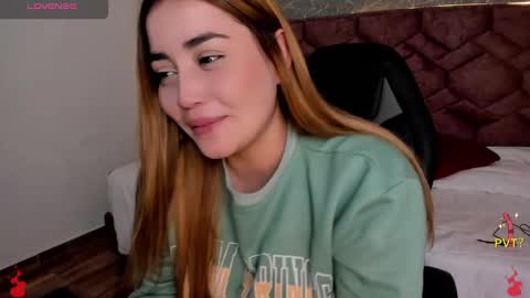 Snapshot of lucia_star_ chatting on 12-13-24, 09:41 lucia star online show from 12-13-24, 09:41