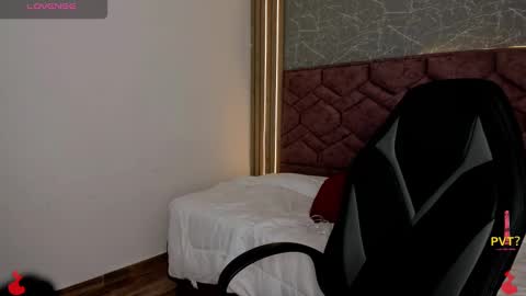 Snapshot of lucia_star_ chatting on 12-14-24, 12:44 lucia star online show from 12-14-24, 12:44