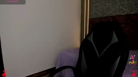 Snapshot of lucia_star_ chatting on 01-15-25, 10:24 lucia star online show from 01-15-25, 10:24