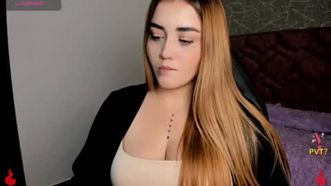 Snapshot of lucia_star_ chatting on 01-16-25, 09:19 lucia star online show from 01-16-25, 09:19