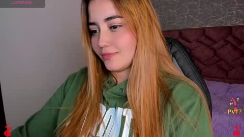 Snapshot of lucia_star_ chatting on 01-24-25, 05:10 lucia star online show from 01-24-25, 05:10