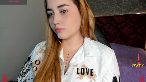 Snapshot of lucia_star_ chatting on 02-04-25, 07:33 lucia star online show from 02-04-25, 07:33