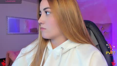 Snapshot of lucia_star_ chatting on 02-07-25, 05:52 lucia star online show from 02-07-25, 05:52