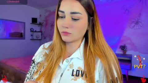 Snapshot of lucia_star_ chatting on 03-05-25, 02:57 lucia star online show from 03-05-25, 02:57