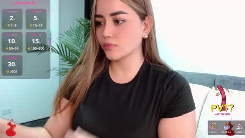 Snapshot of lucia_star_ chatting on 10-17-25, 08:55 lucia star online show from 10-17-25, 08:55