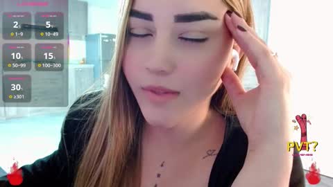 Snapshot of lucia_star_ chatting on 11-29-25, 02:14 lucia star online show from 11-29-25, 02:14