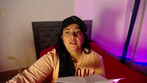 Lucia Vonne online show from 04-22-26, 01:52