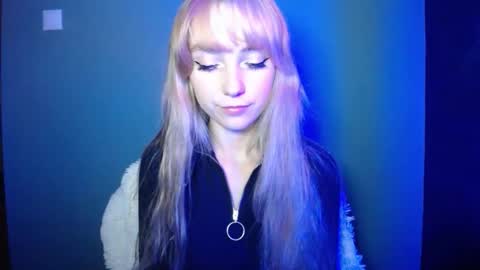 Lucy online show from 10-01-25, 06:14