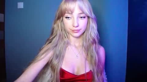 Lucy online show from 10-10-25, 02:38