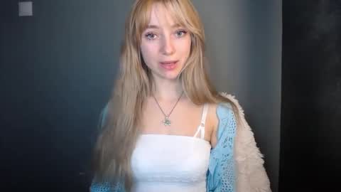 Lucy online show from 11-12-25, 07:35