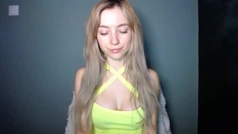 Lucy online show from 12-15-25, 01:26