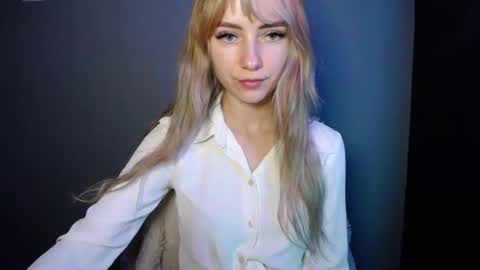 Lucy online show from 12-20-25, 08:27