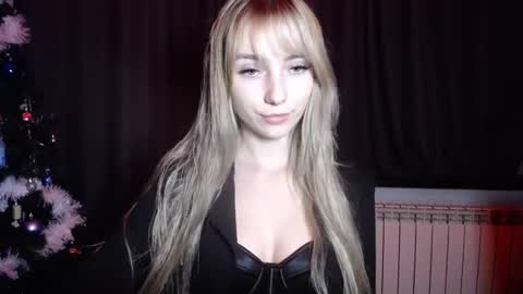 Lucy online show from 01-06-26, 07:28