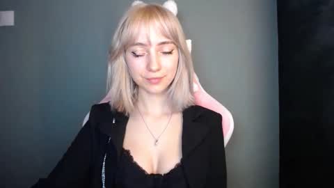 Lucy online show from 03-21-26, 08:23