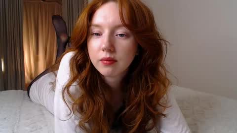 Snapshot of luciacoy chatting on 02-23-25, 05:18 Lucia online show from 02-23-25, 05:18