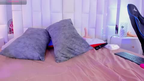 Lisseth  online show from 02-12-25, 01:41