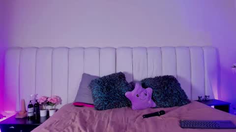 Lisseth  online show from 10-16-25, 11:39