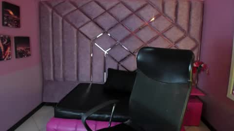 Snapshot of luciana_evaans chatting on 04-02-26, 12:36 Luciana Evans online show from 04-02-26, 12:36