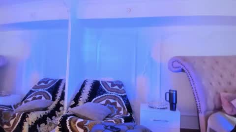 Luciana online show from 11-08-25, 08:40