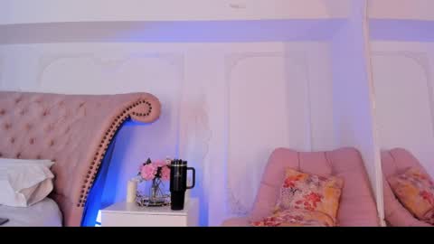 Luciana online show from 04-16-26, 09:39