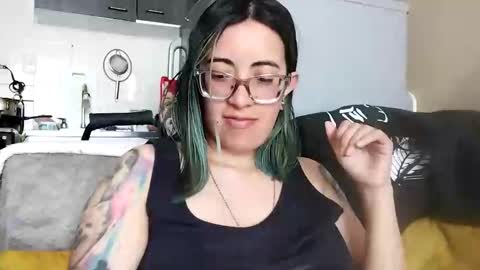 Snapshot of lucianacapisce chatting on 11-07-25, 05:13 Dani 3 online show from 11-07-25, 05:13