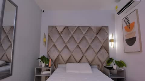 Luci  online show from 03-05-25, 11:38