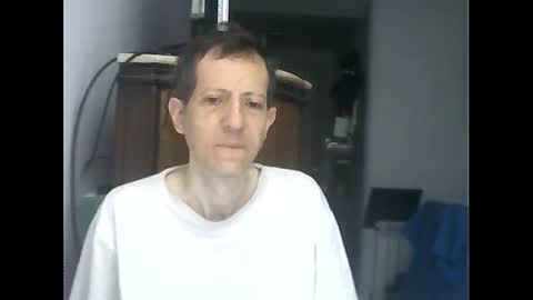 Snapshot of lucianoaxel chatting on 02-07-26, 08:07 Luciano online show from 02-07-26, 08:07