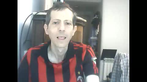 Snapshot of lucianoaxel chatting on 02-14-26, 09:55 Luciano online show from 02-14-26, 09:55