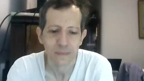 Snapshot of lucianoaxel chatting on 02-15-26, 01:09 Luciano online show from 02-15-26, 01:09