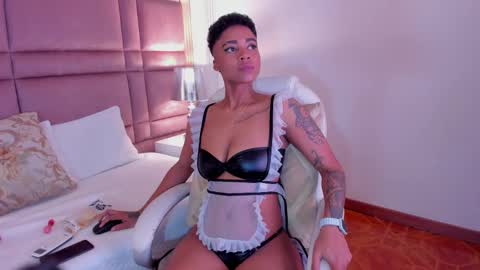  lucia wallace  online show from 03-07-25, 12:15