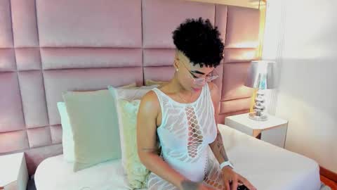  lucia wallace  online show from 09-27-25, 03:44