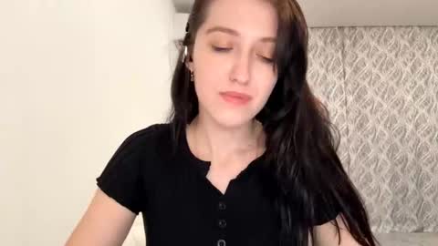 Mary online show from 10-30-25, 04:19