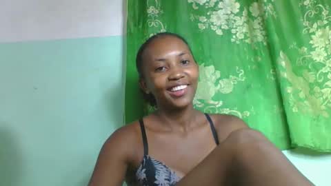 Snapshot of lucie196645 chatting on 04-18-26, 07:58 lucie196645 online show from 04-18-26, 07:58