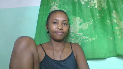 Snapshot of lucie196645 chatting on 04-26-26, 04:48 lucie196645 online show from 04-26-26, 04:48