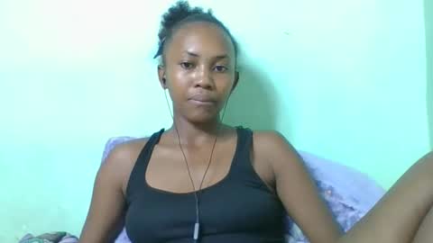 Snapshot of lucie196645 chatting on 04-30-26, 06:58 lucie196645 online show from 04-30-26, 06:58