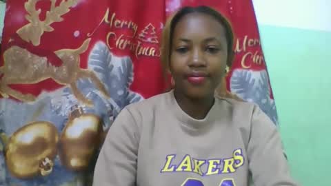 Snapshot of lucie196645 chatting on 05-20-26, 06:08 lucie196645 online show from 05-20-26, 06:08