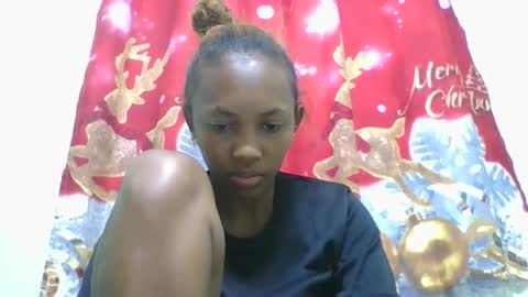 Snapshot of lucie196645 chatting on 05-31-26, 11:28 lucie196645 online show from 05-31-26, 11:28