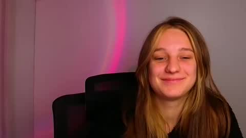 Lucie online show from 11-14-25, 02:27